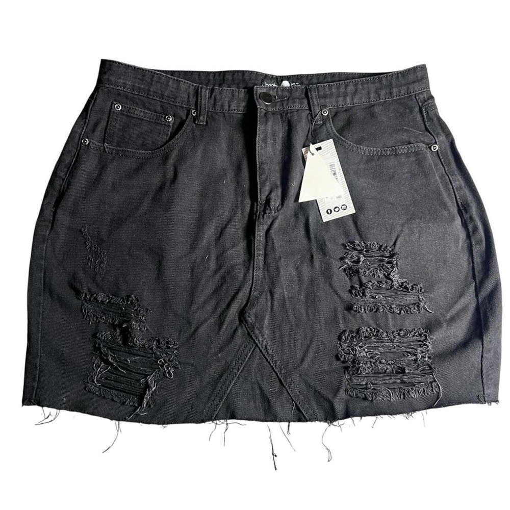 Boohoo nwt size 18 Black western distressed Denim Skirt